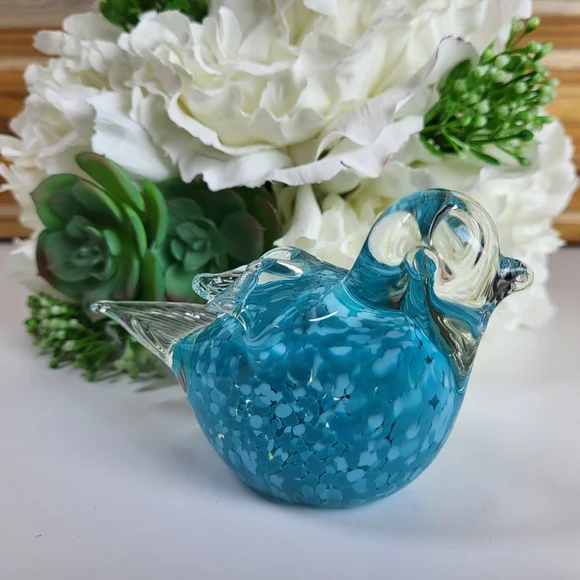 Hand-blown Glass Blue Bird Paperweight 🐦 - Picture 9 of 9